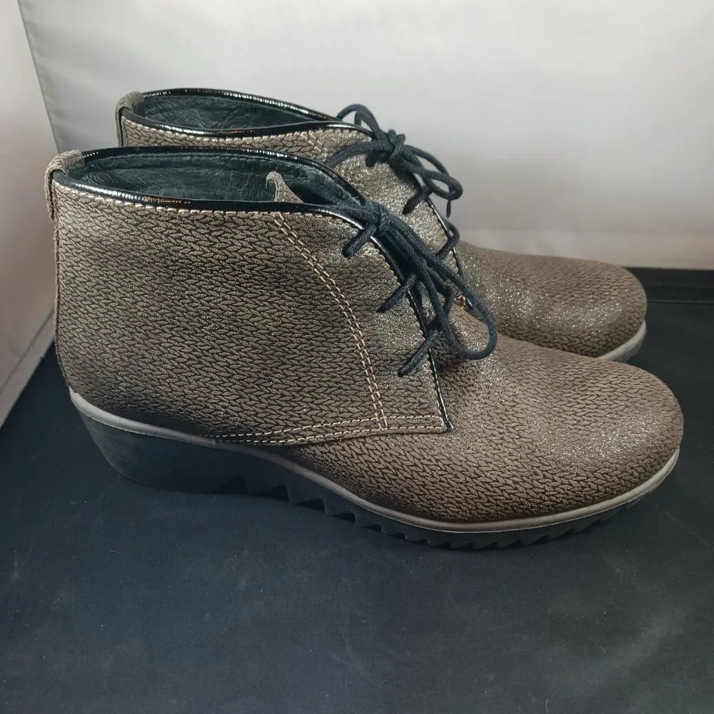 Wolky Dusky Winter Taupe Chukka Wedge Boots size 37 US size 6M